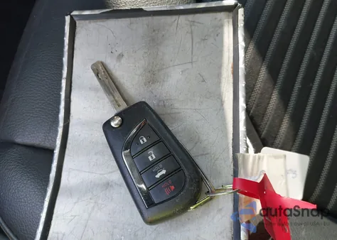 2021 Toyota Camry Se Nightshade Edition z USA, uszkodzony, nr VIN 4T1G11AKXMU427889